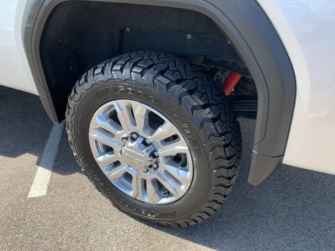Used 2022 GMC Sierra 2500 Denali AWD/4WD image 15