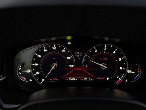 Used 2017 BMW 530i xDrive image 14