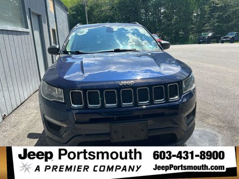 Used 2017 Jeep Compass Sport w/ Cold Weather Group AWD/4WD image 1