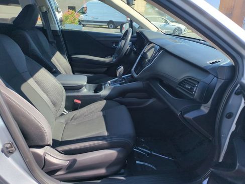 Used 2025 Subaru Outback Premium AWD/4WD image 29