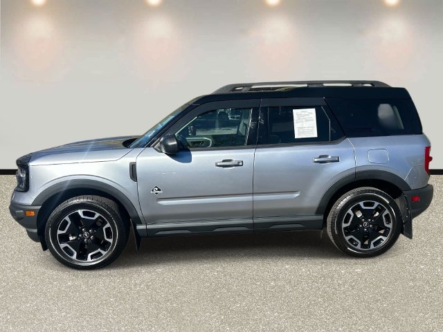 Used 2023 Ford Bronco Sport Outer Banks w/ Tech Package AWD/4WD image 8
