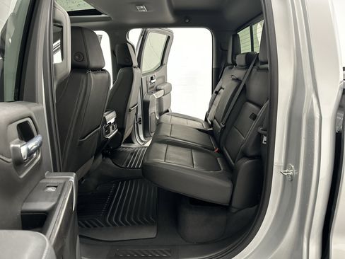 Used 2022 Chevrolet Silverado 1500 LTZ w/ LTZ Convenience Package II image 27