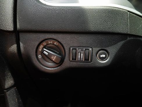Used 2022 Dodge Charger GT RWD image 29