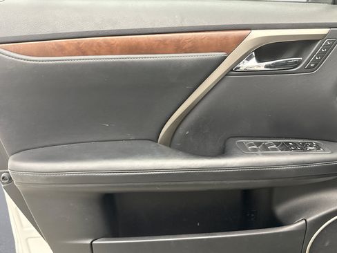 Used 2021 Lexus RX 350L Premium w/ Premium Package AWD/4WD image 6