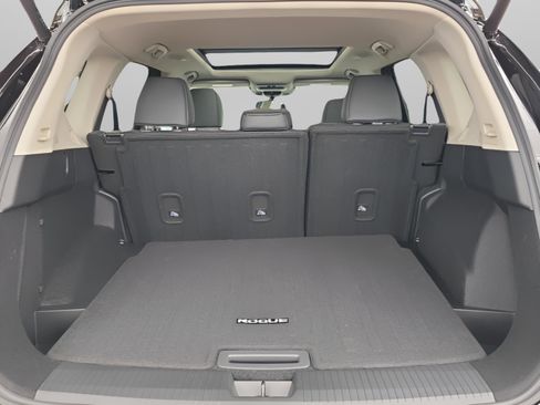 New 2026 Nissan Rogue SV w/ SV Premium Package image 8