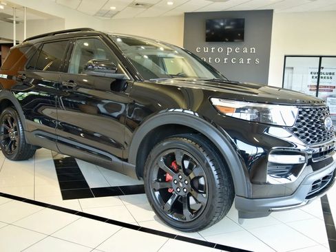 Used 2022 Ford Explorer ST w/ ST High-Performance Pack AWD/4WD image 1