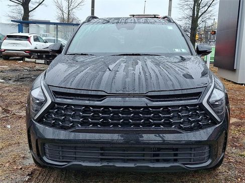 Certified 2025 Kia Sportage X-Line image 2