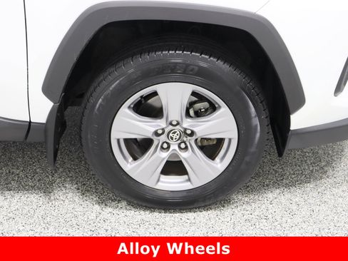 Used 2024 Toyota RAV4 XLE image 5