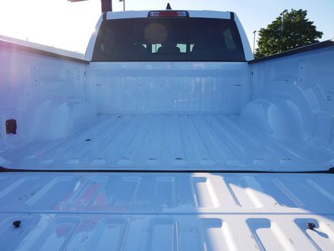 Used 2023 RAM 1500 Big Horn AWD/4WD image 11