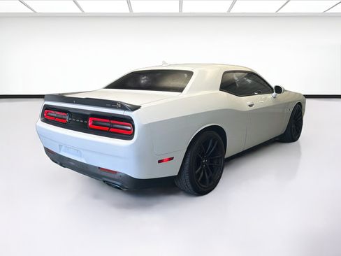 Used 2020 Dodge Challenger R/T Scat Pack w/ Dynamics Package RWD image 4