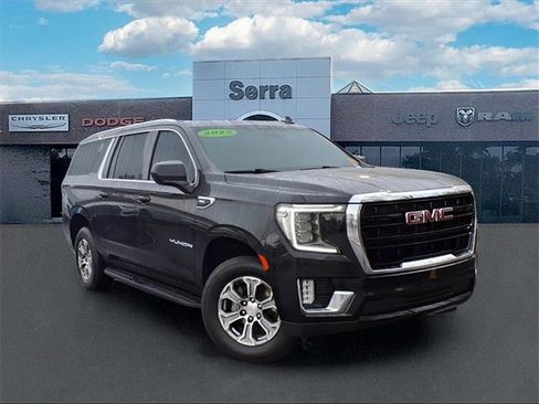 Used 2022 GMC Yukon XL SLE w/ Gmc Pro Safety Plus Package image 1