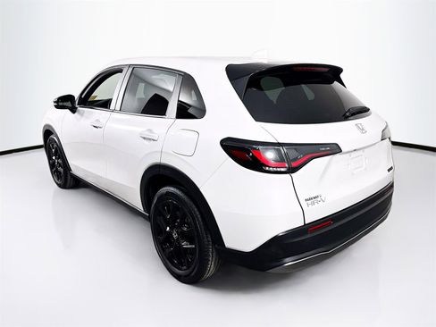 Used 2023 Honda HR-V Sport image 5