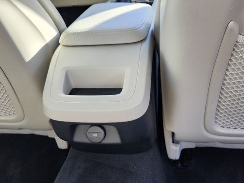 Used 2021 Volvo S60 T5 Momentum image 15