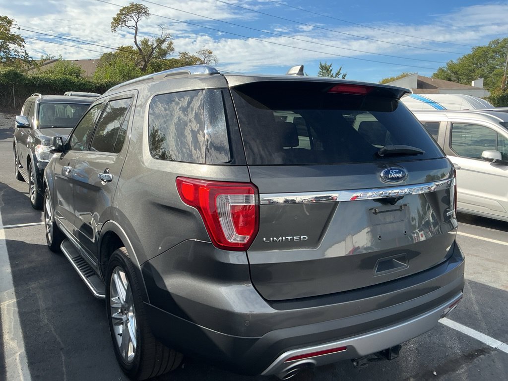 Used 2016 Ford Explorer Limited FWD image 4