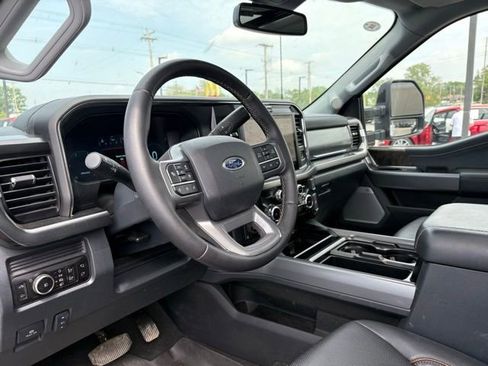 Used 2026 Ford F350 Lariat w/ Black Appearance Package AWD/4WD image 17