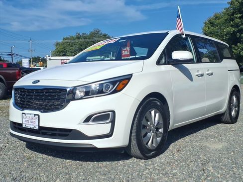 Used 2019 Kia Sedona L image 5