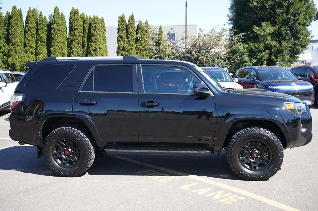Used 2018 Toyota 4Runner TRD Pro AWD/4WD image 4