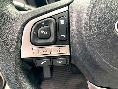 Used 2018 Subaru Forester 2.5i Premium w/ All-Weather Package image 16