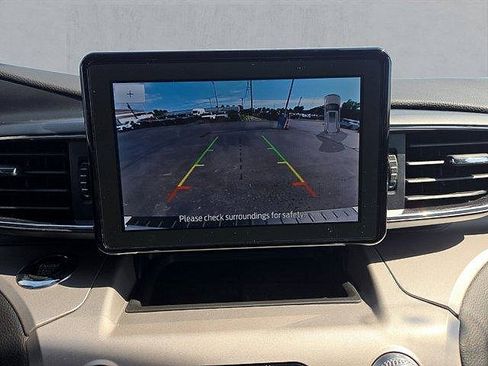 Certified 2023 Ford Explorer XLT w/ Equipment Group 202A AWD/4WD image 19