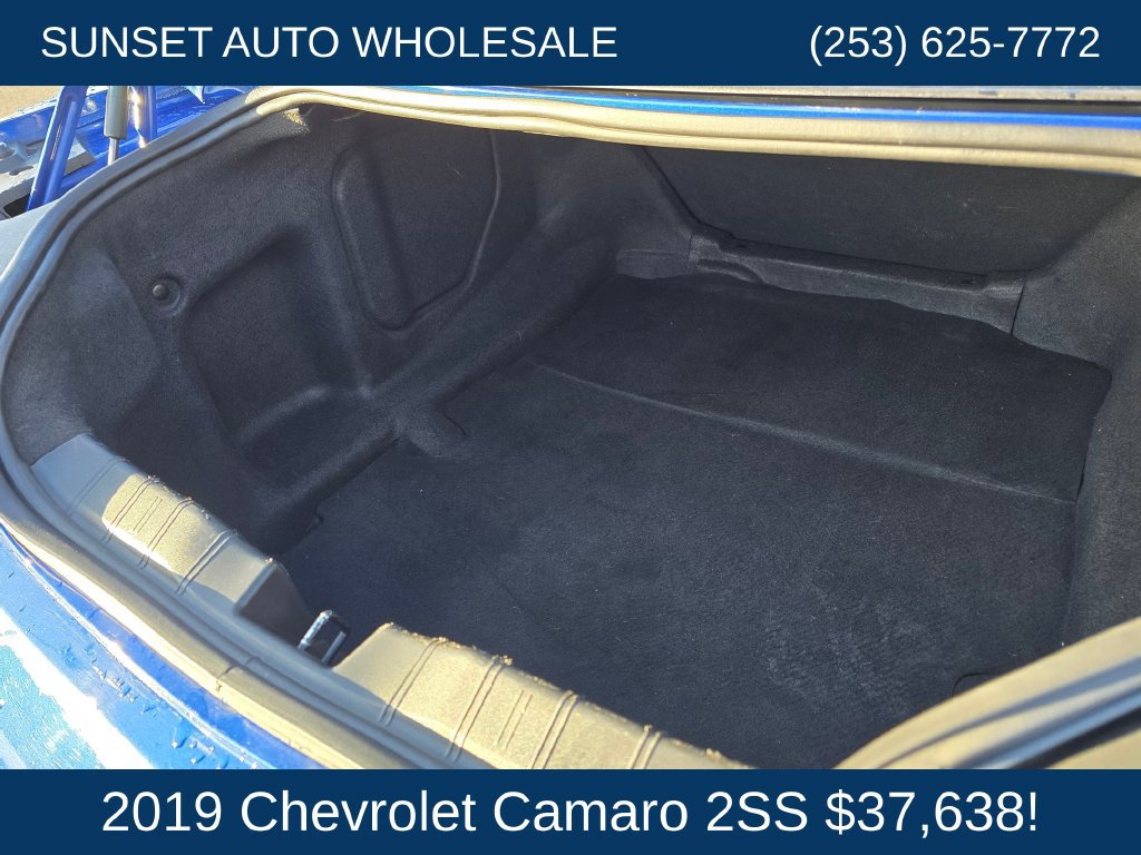Used 2019 Chevrolet Camaro SS RWD image 21