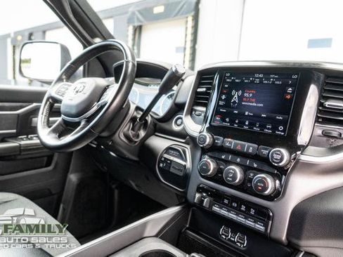 Used 2021 RAM 2500 Big Horn w/ Level B Equipment Group AWD/4WD image 29