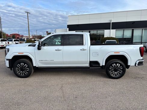 New 2026 GMC Sierra 3500 Denali Ultimate image 9