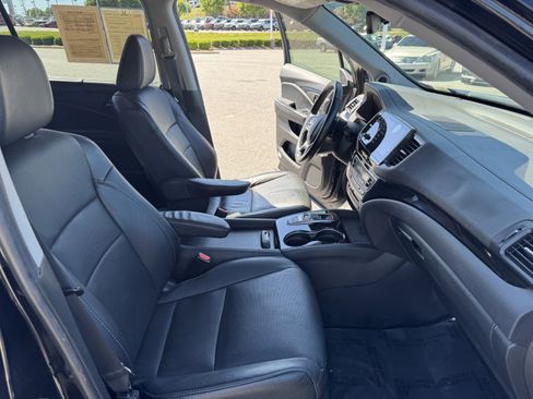 Certified 2021 Honda Pilot Elite image 25