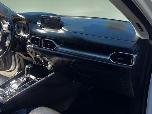 Used 2020 MAZDA CX-5 Touring image 28