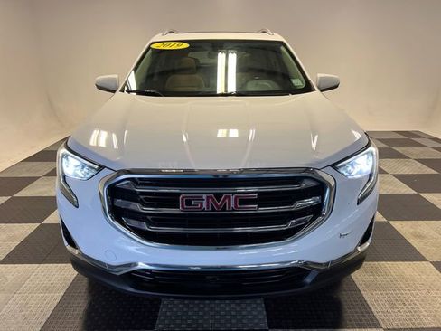 Used 2019 GMC Terrain SLT w/ Preferred Package image 2