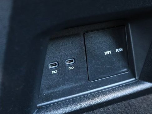 Used 2023 Volkswagen Atlas Cross Sport SEL image 15