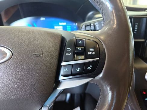 Used 2020 Ford Explorer Platinum w/ Premium Technology Package AWD/4WD image 20