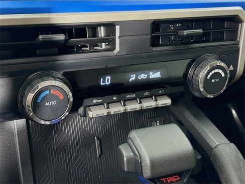Certified 2025 Toyota Tacoma TRD Sport image 15