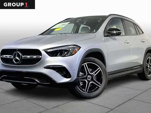 New 2026 Mercedes-Benz GLA 250 4MATIC image 1