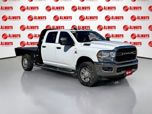 Used 2023 RAM 3500 Tradesman image 3