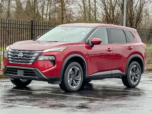 Used 2024 Nissan Rogue SV image 7