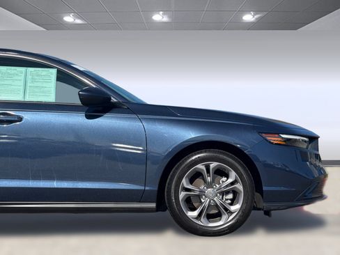 Certified 2024 Honda Accord EX image 33