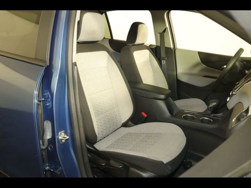 Used 2024 Chevrolet Equinox LS w/ LS Convenience Package image 28