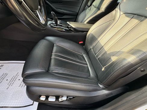 Used 2019 BMW 540i xDrive image 24