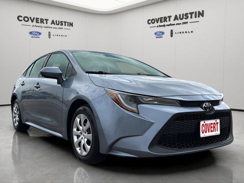 Used 2021 Toyota Corolla LE image 7