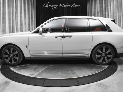 Used 2023 Rolls-Royce Cullinan image 42