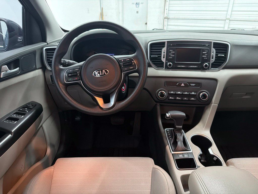 Used 2018 Kia Sportage LX FWD image 25
