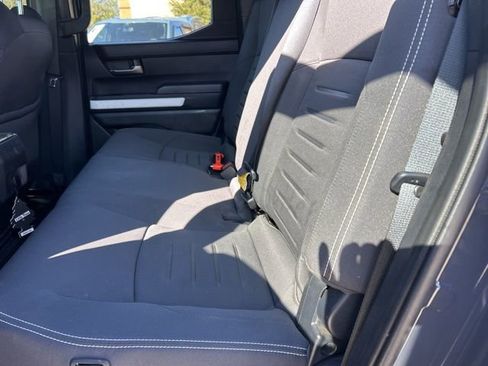 Used 2024 Toyota Tacoma TRD Sport image 11