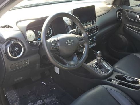Certified 2023 Hyundai Kona Limited FWD image 9