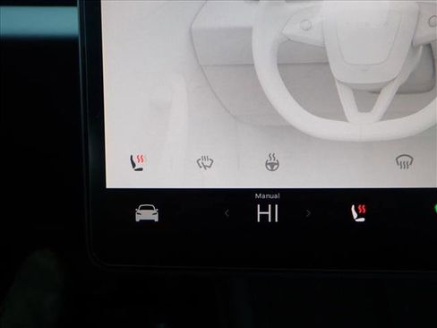 Used 2025 Tesla Model 3 Long Range image 17