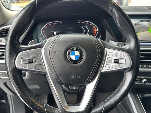 Used 2022 BMW X7 xDrive40i w/ Parking Assistance Package image 16