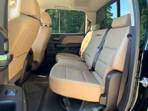 Used 2018 GMC Sierra 1500 Denali w/ Denali Ultimate Package AWD/4WD image 17