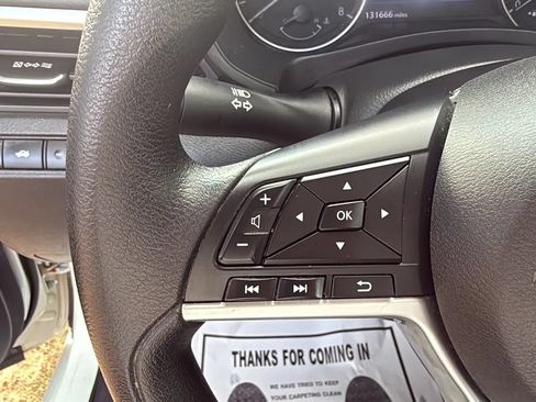 Used 2019 Nissan Altima 2.5 S FWD image 31