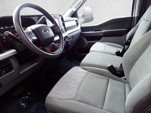 Certified 2023 Ford F250 XLT image 12