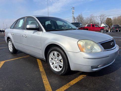 Used 2005 Ford Five Hundred SEL image 4