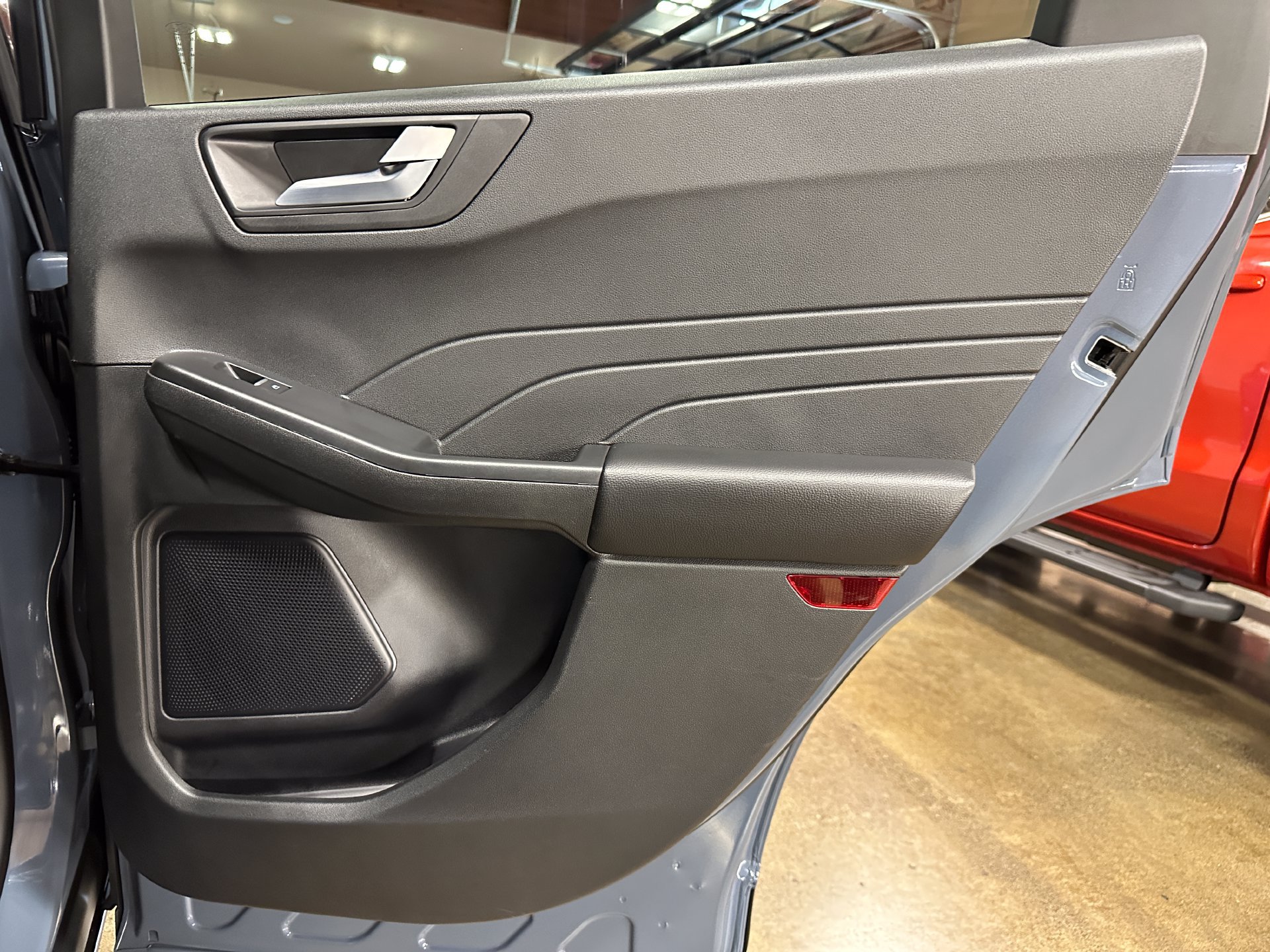 Used 2025 Ford Escape ST-Line AWD/4WD image 26